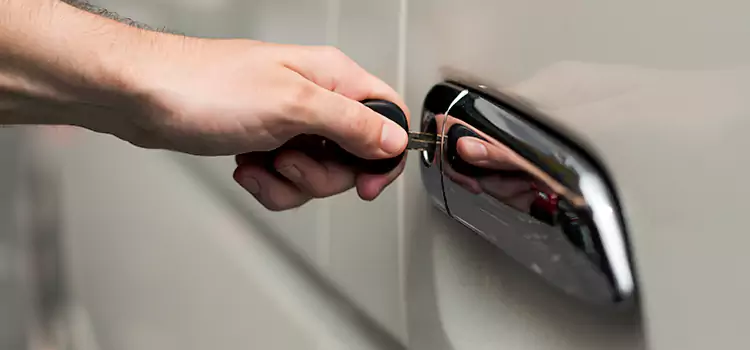 Why Choose Our Auto Locksmith Team in Doral, FL?
