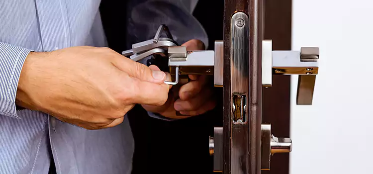 Commercial Door Lock Repair Doral