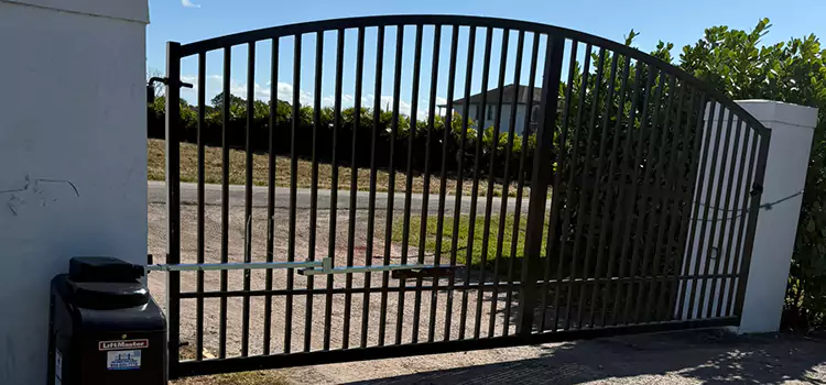 Driveway Fence Repair Doral